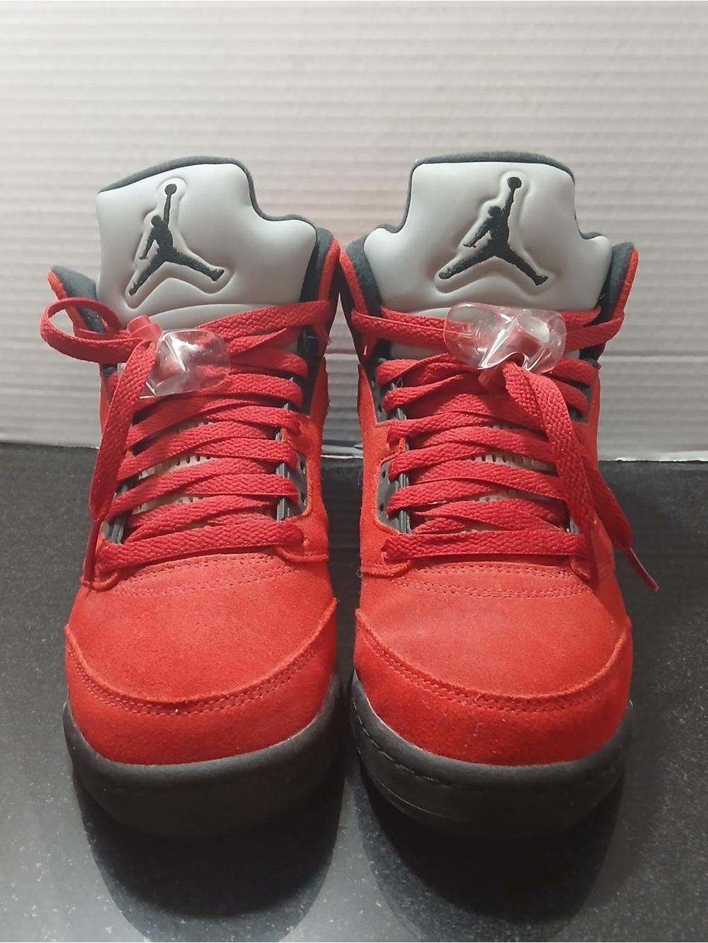 Jordan 5 Retro Raging Bull Red Suede Youth 7/ Women’s 8.5